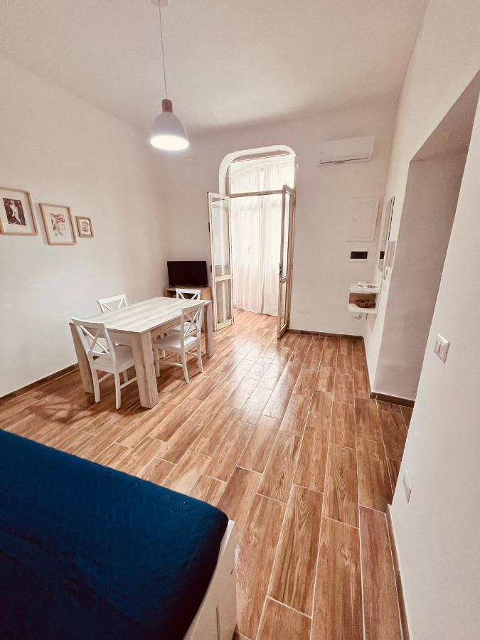 Civico 81 Apartment Napoli Ngoại thất bức ảnh
