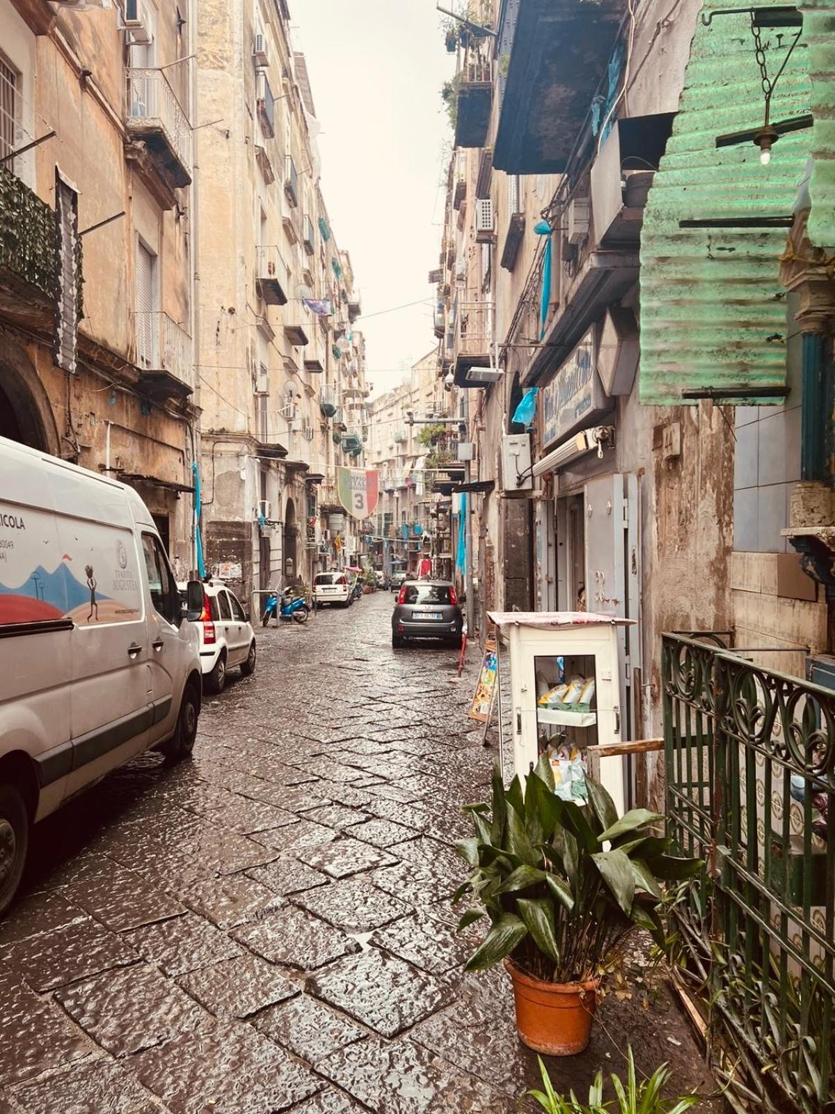Civico 81 Apartment Napoli Ngoại thất bức ảnh